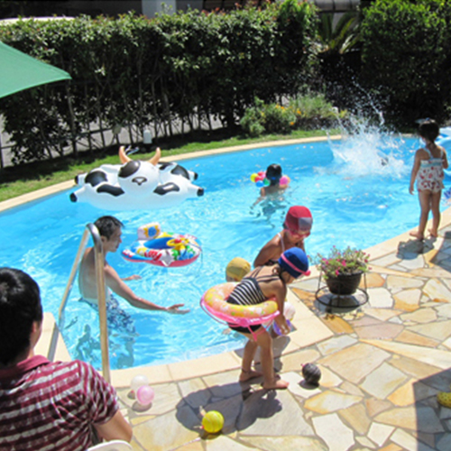 アイムプールガーデン琉球